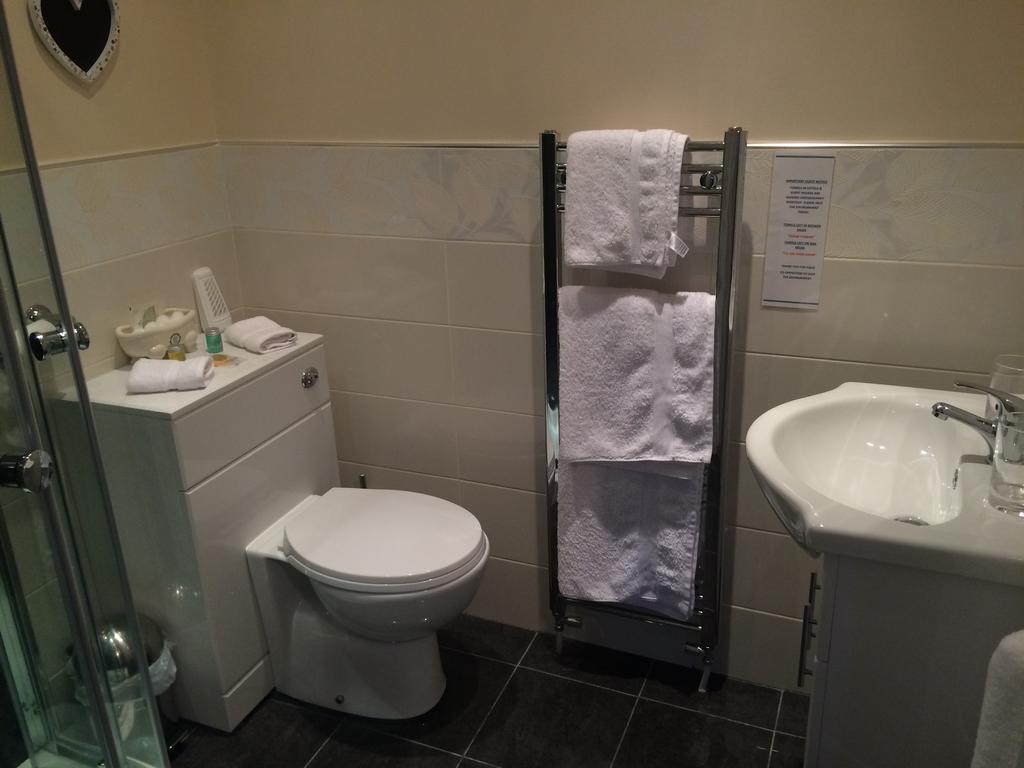 Bed and Breakfast Dawn Break Largs Zimmer foto